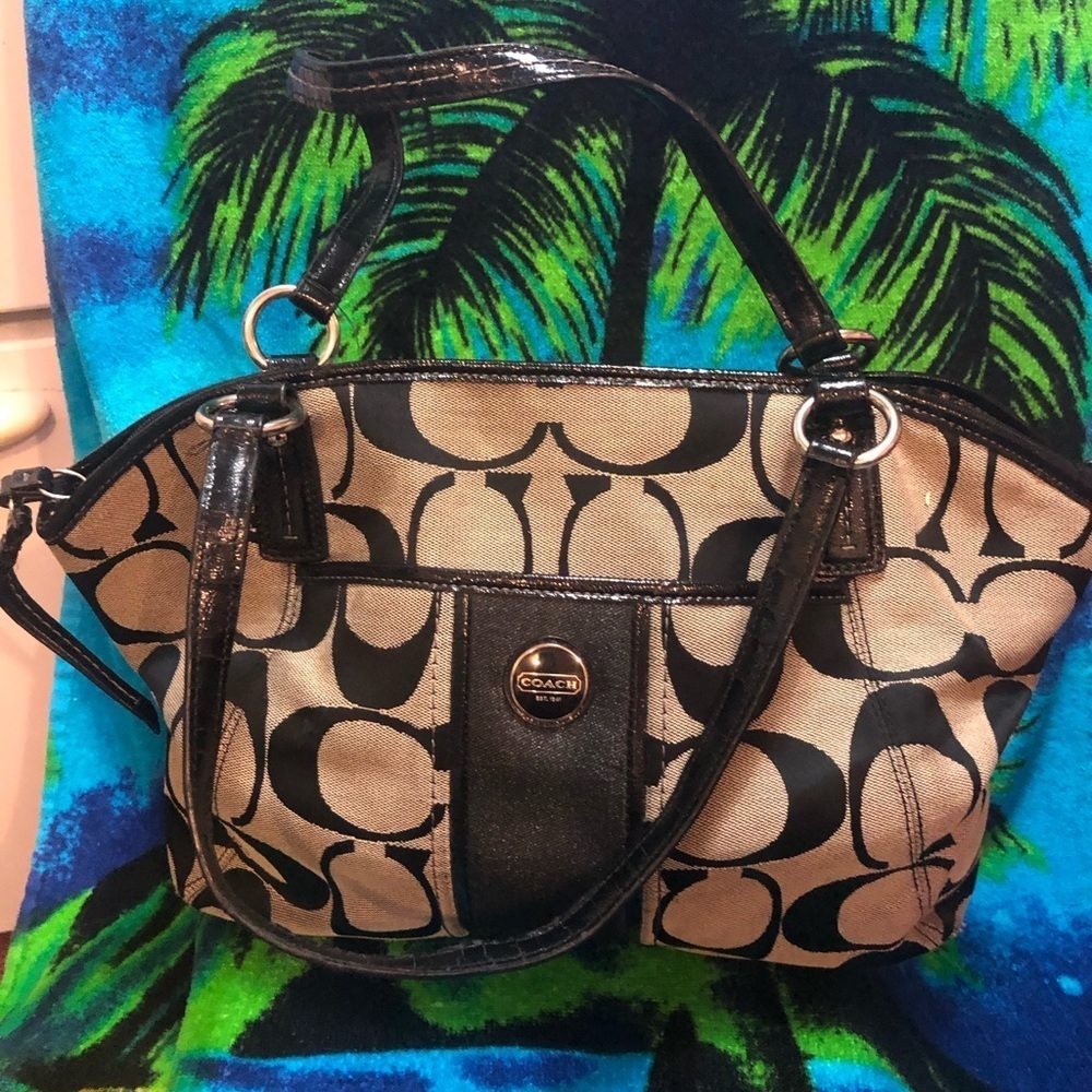 Coach signature pocket tote purse handbag 👜